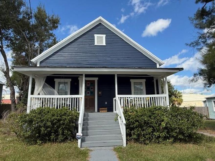 2020 remodeled picturesque historic bungalow. Private fenced back yard, established landscaping, and large front porch. The interior features a bright and open floor plan with premium bamboo floors throughout the main living areas, plenty of natural light and 12ft ceilings. The kitchen has stainless steel appliances, tile backsplash, and beautiful granite countertops. The master suite features an attached bathroom updated with designer tile and a double vanity and subway tile shower, also access to the large walk-in closet. Home is walking distance to downtown Ybor City