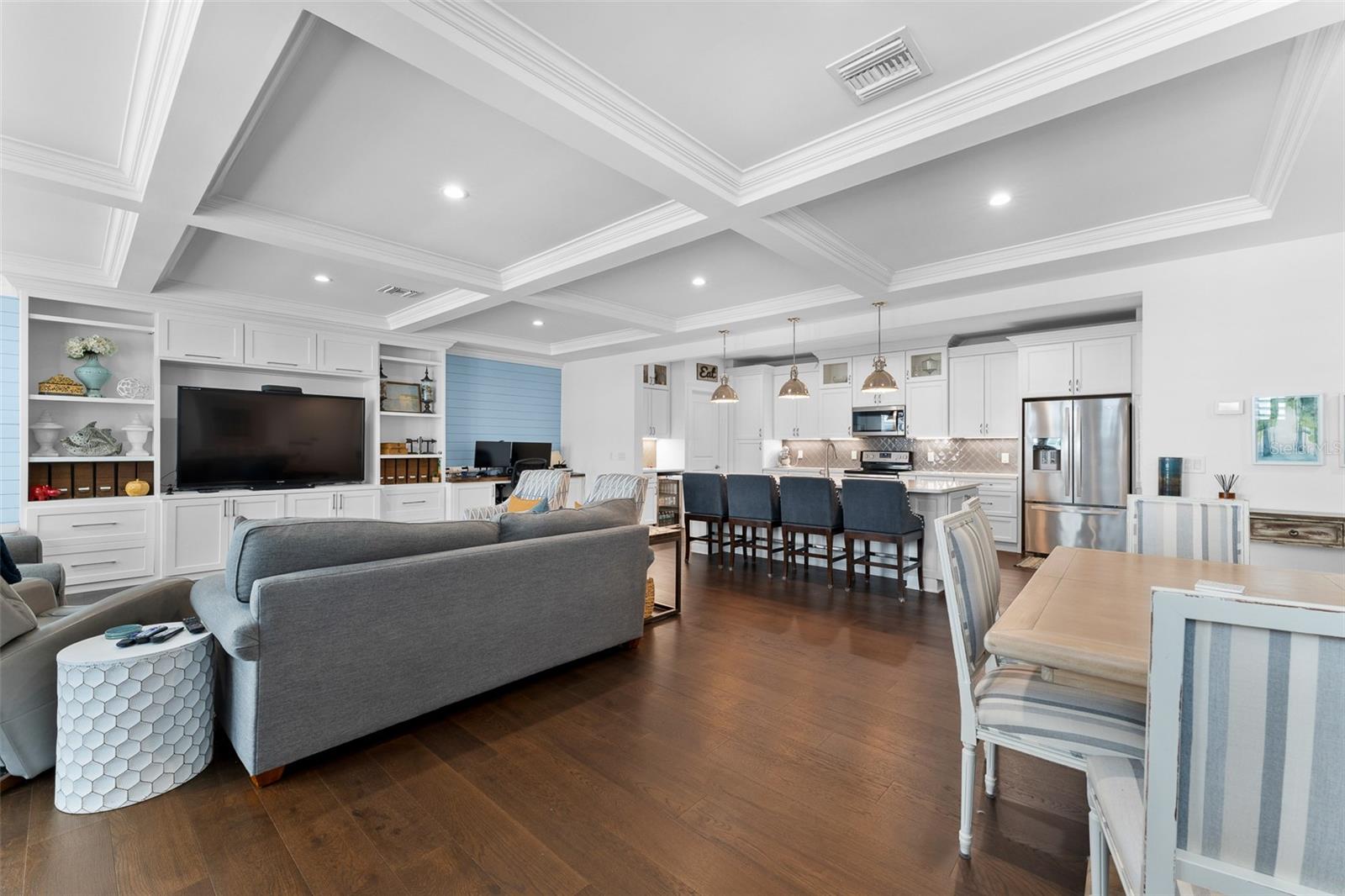 HABANA AT SOHO - Residential