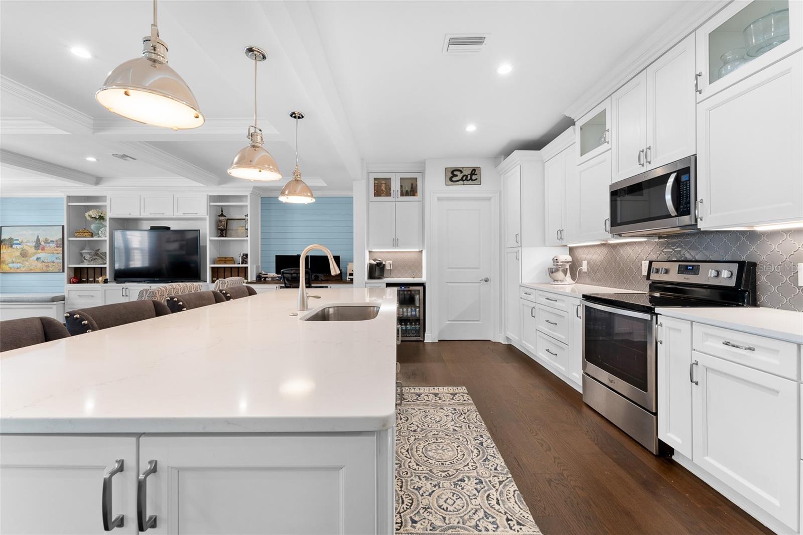 HABANA AT SOHO - Residential