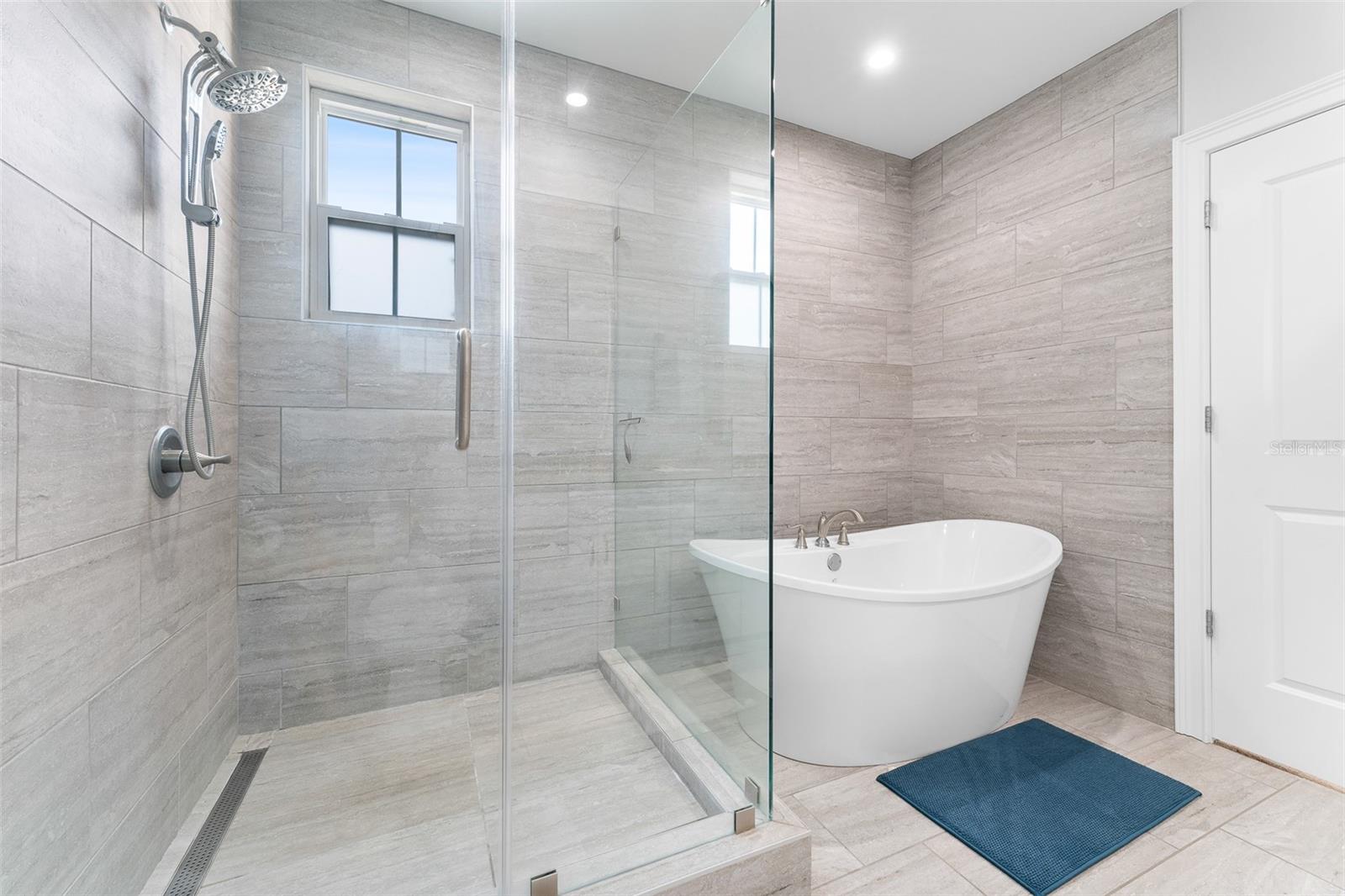 HABANA AT SOHO - Residential