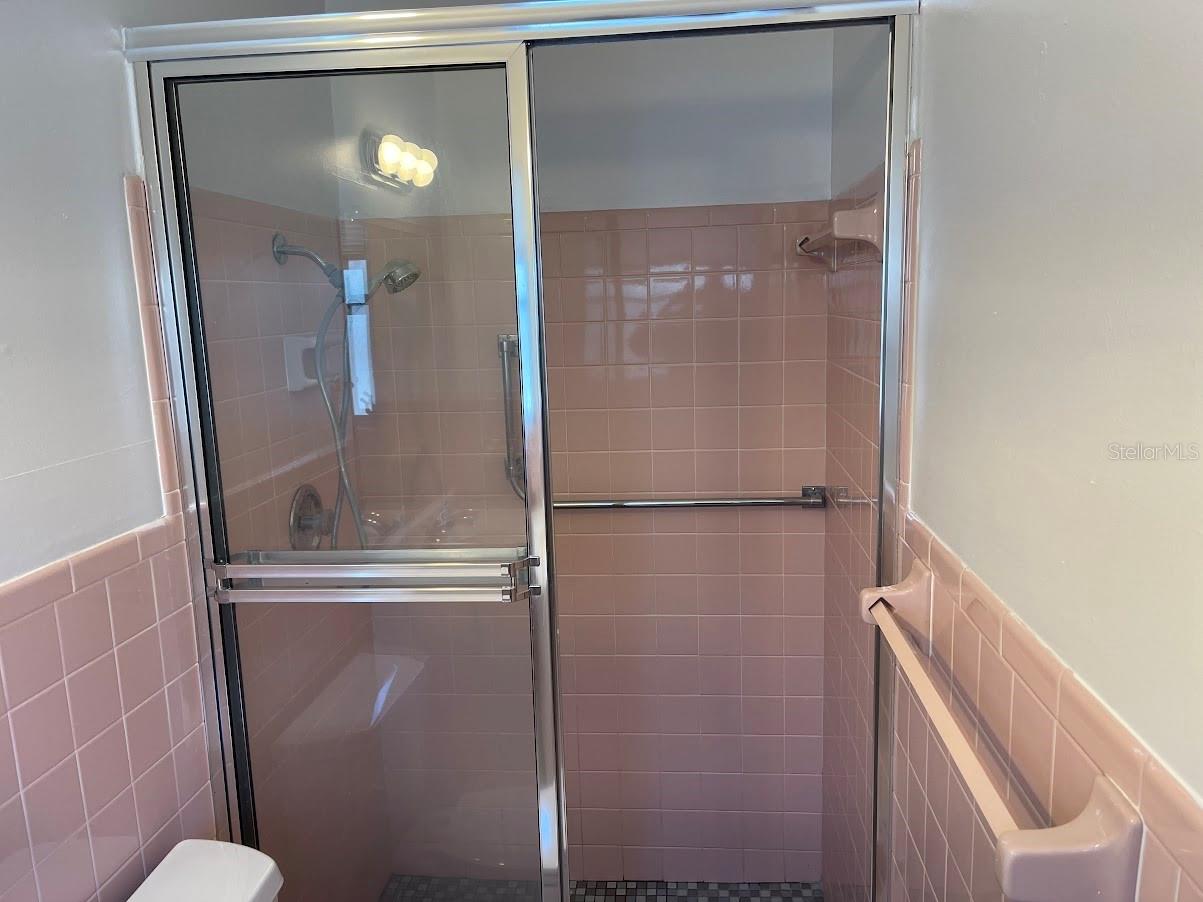 VENICE GARDENS - Residential