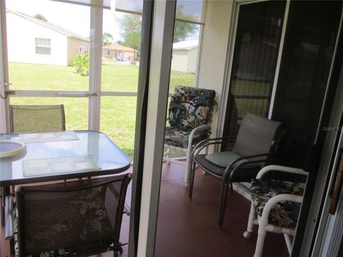 Single Family Residence in PORT CHARLOTTE FL 471 INSULL COURT 33.jpg