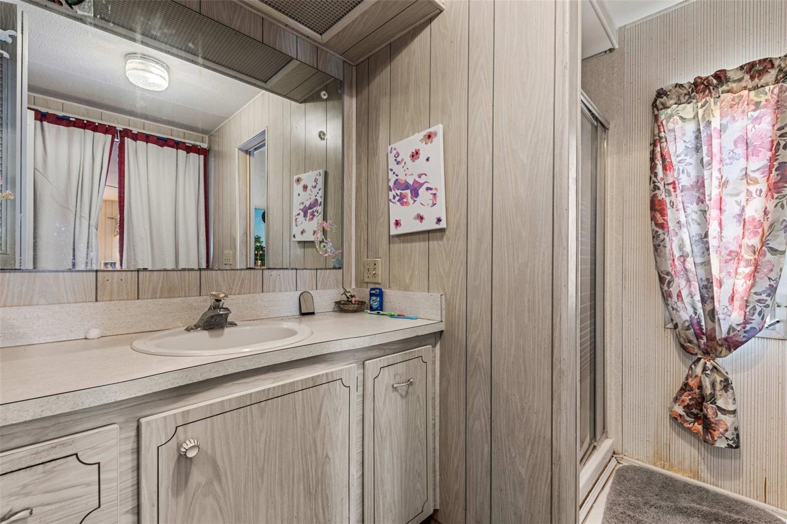 HAWTHORNE AT LEESBURG A COOP - Residential