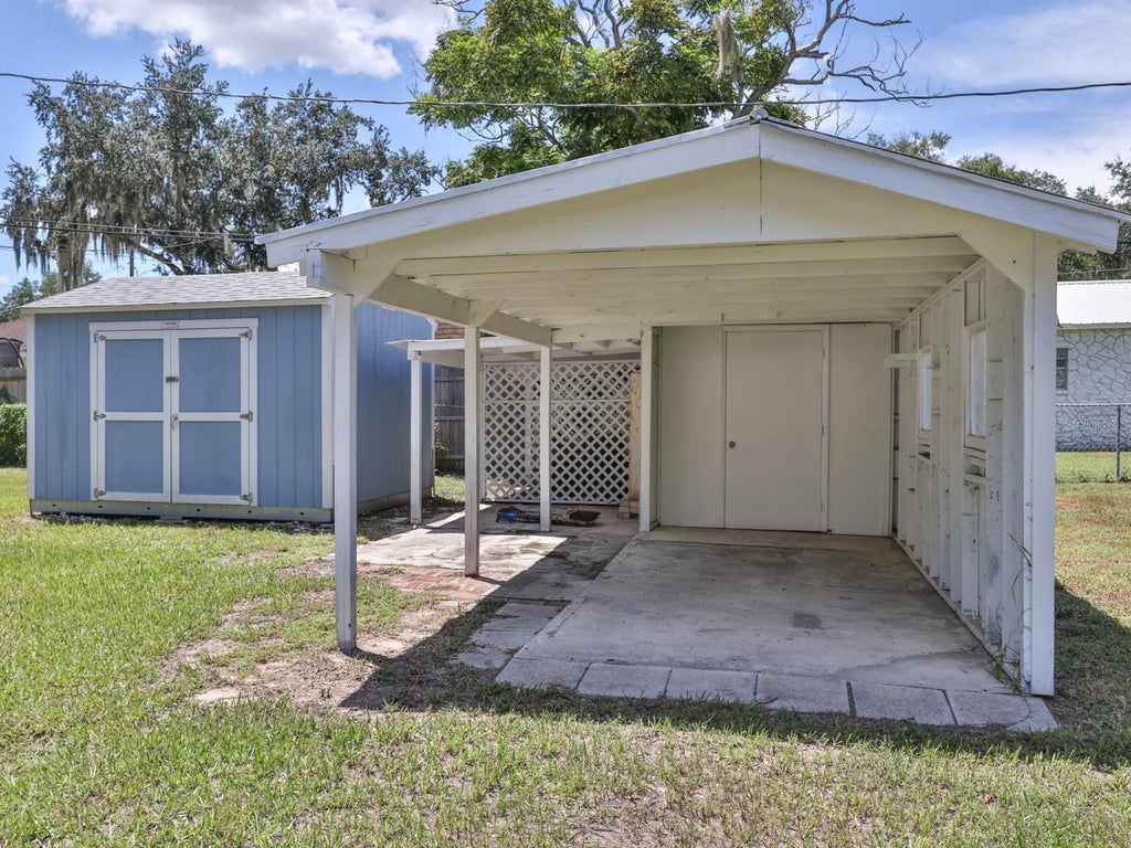 Photo of 1855 E Valencia Drive, Bartow, FL 33830 (MLS # L4964604)