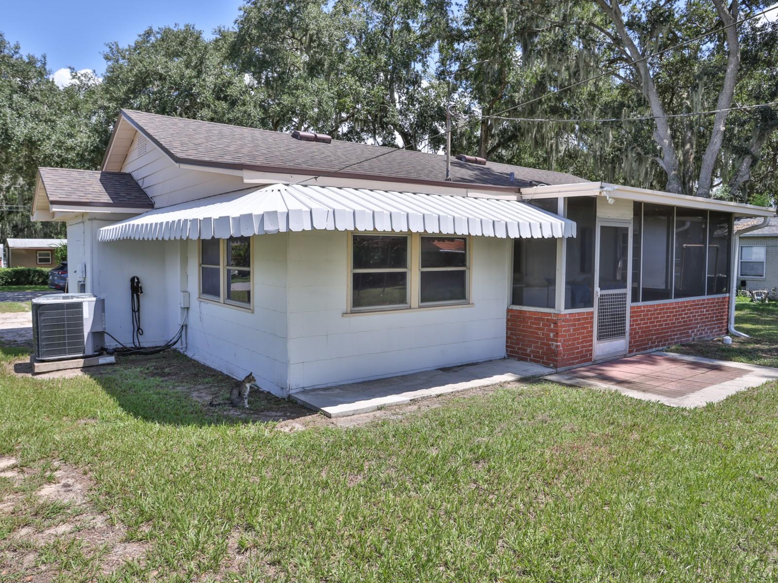 1855 E VALENCIA DRIVE