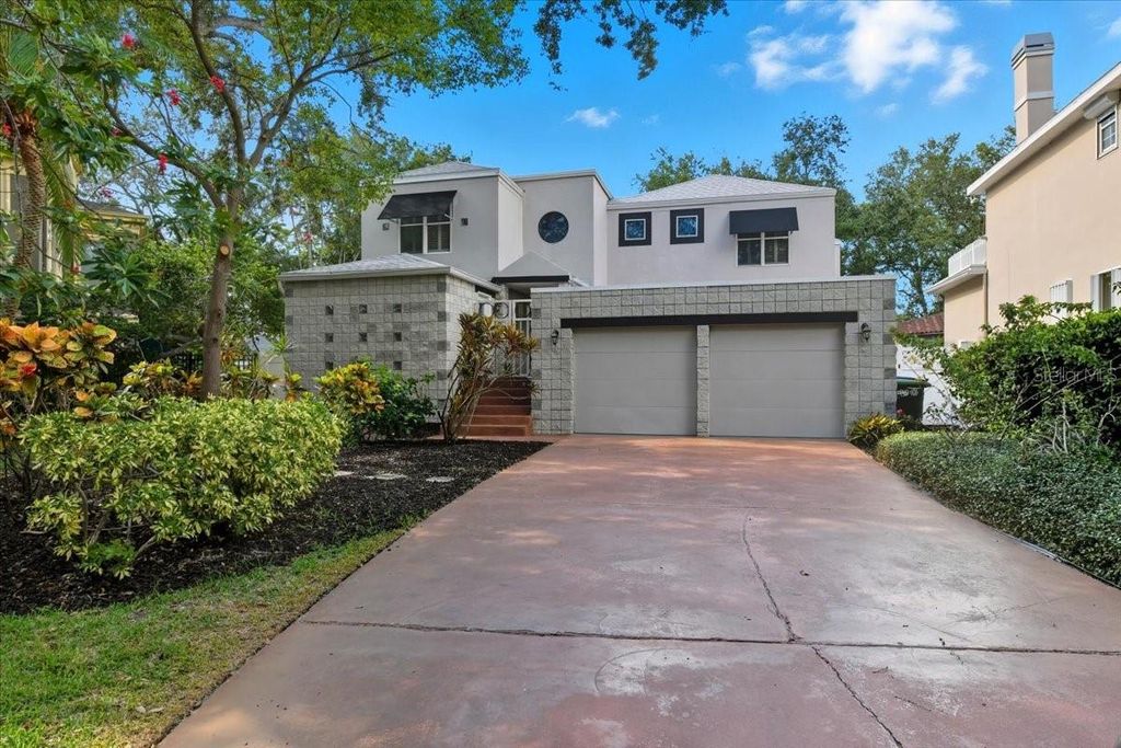 Photo of 2713 Chambray Lane, Tampa, FL 33611 (MLS # TB8437379)
