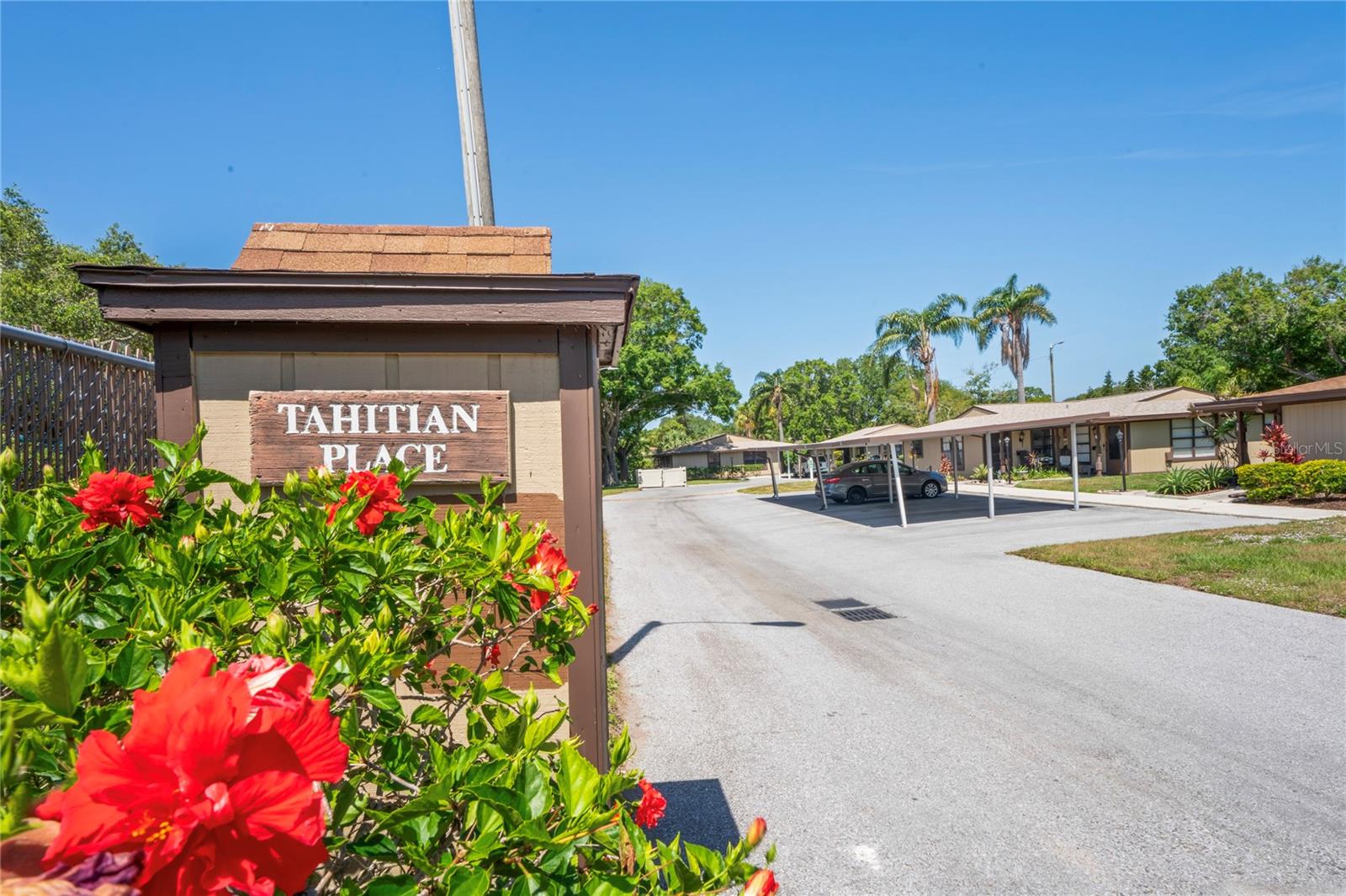 1980 TAHITIAN PLACE 10