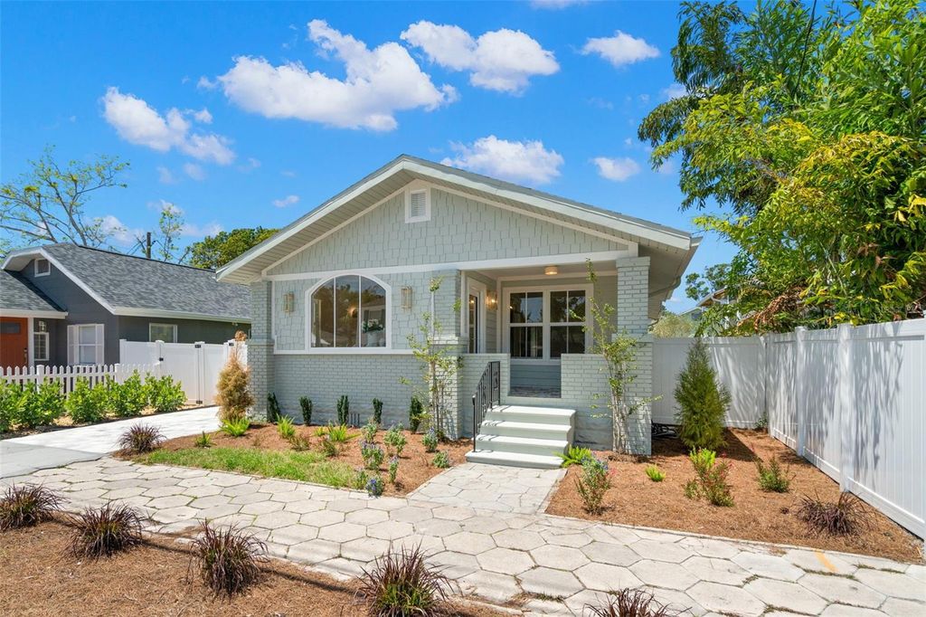 Photo of 422 24th Street N, St Petersburg, FL 33713 (MLS # TB8375360)