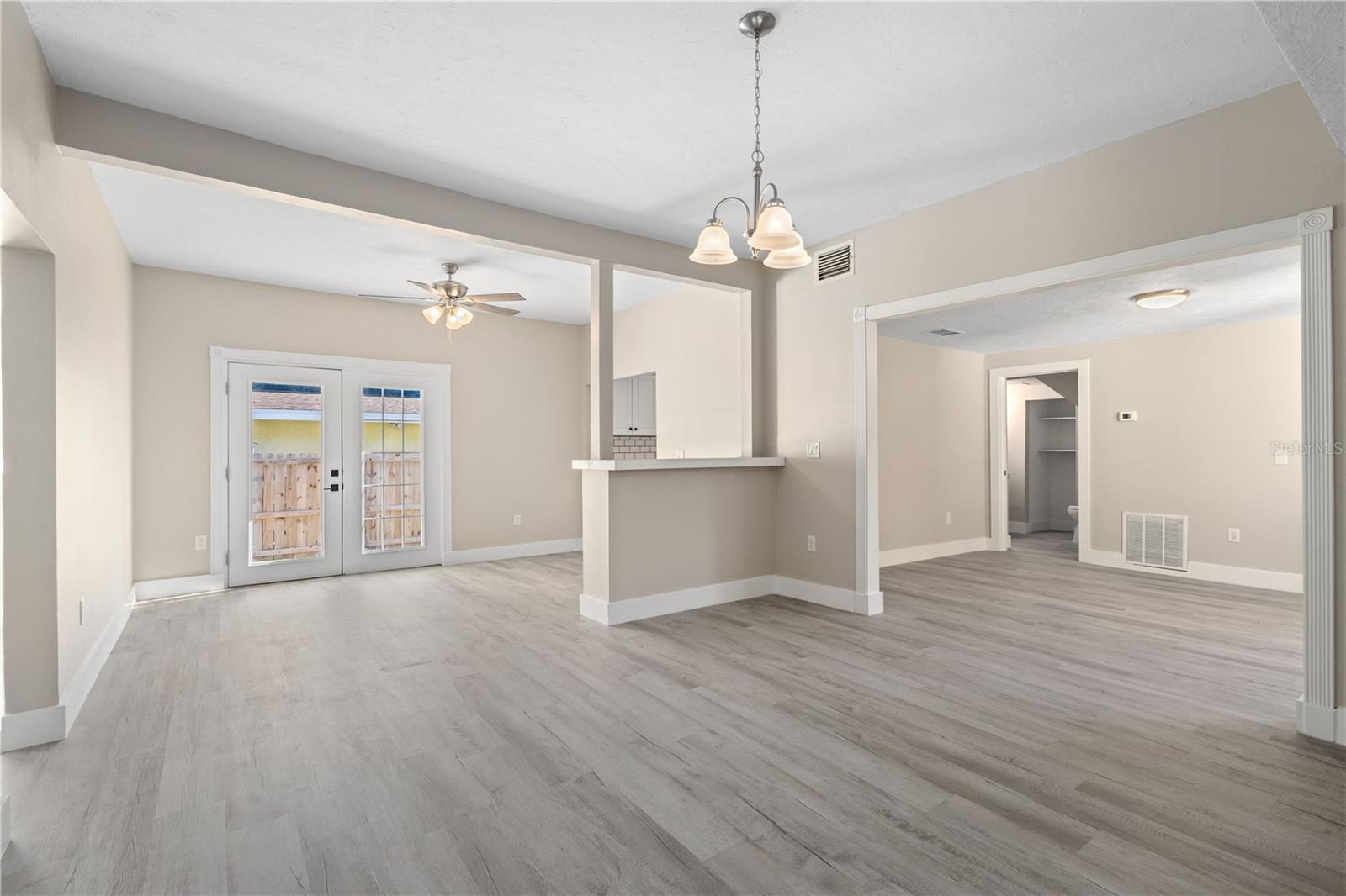 719 22ND STREET W