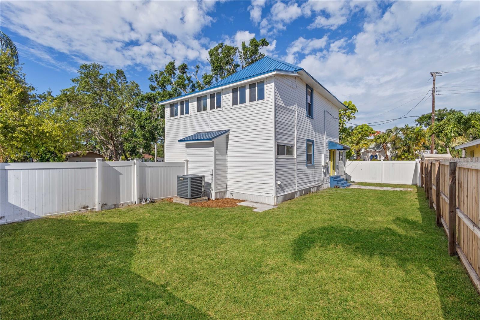 WHITE BEAR PARK - Residential