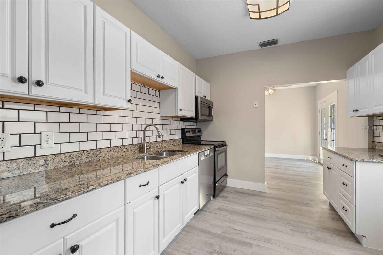 WHITE BEAR PARK - Residential