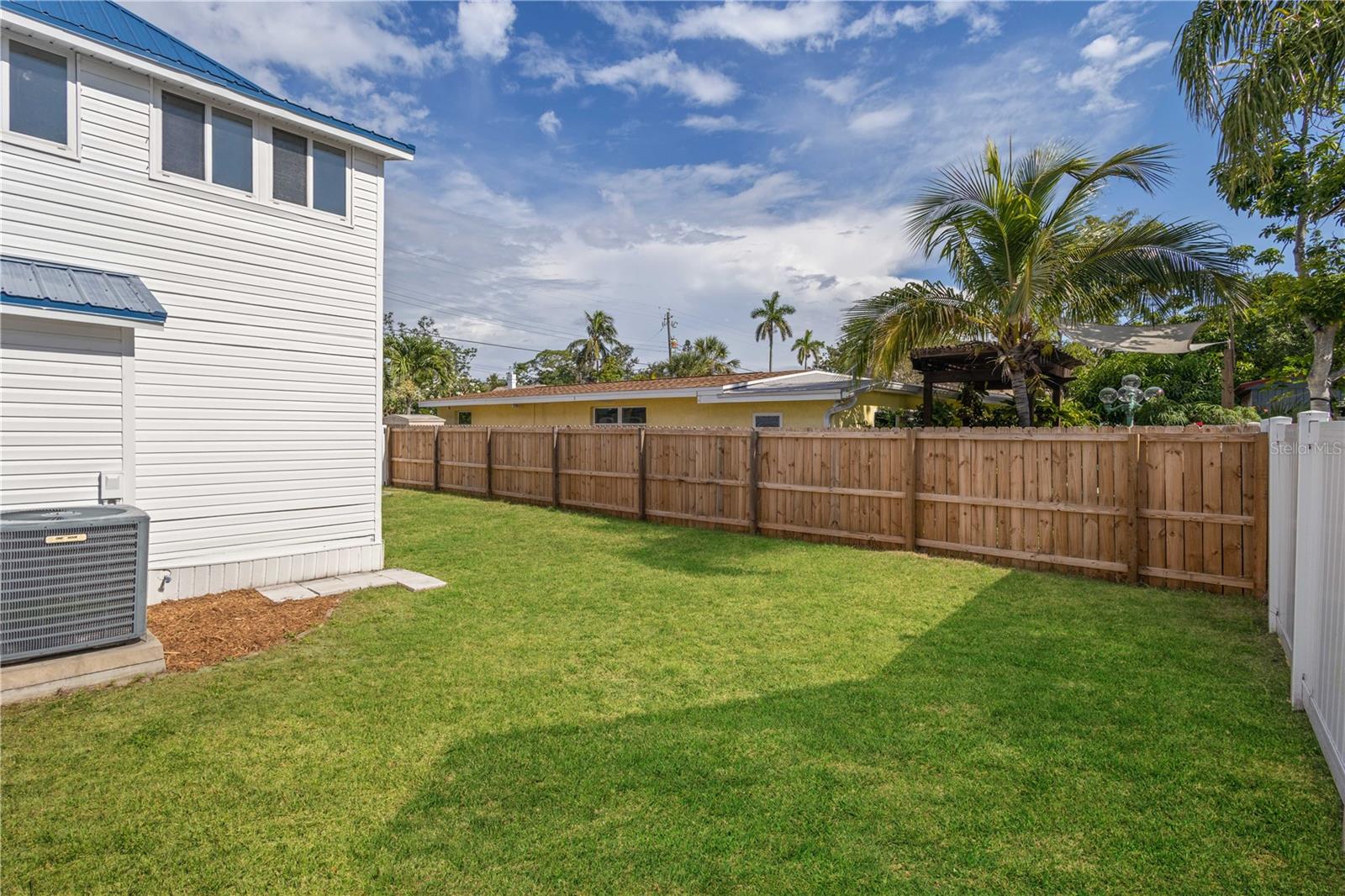 WHITE BEAR PARK - Residential