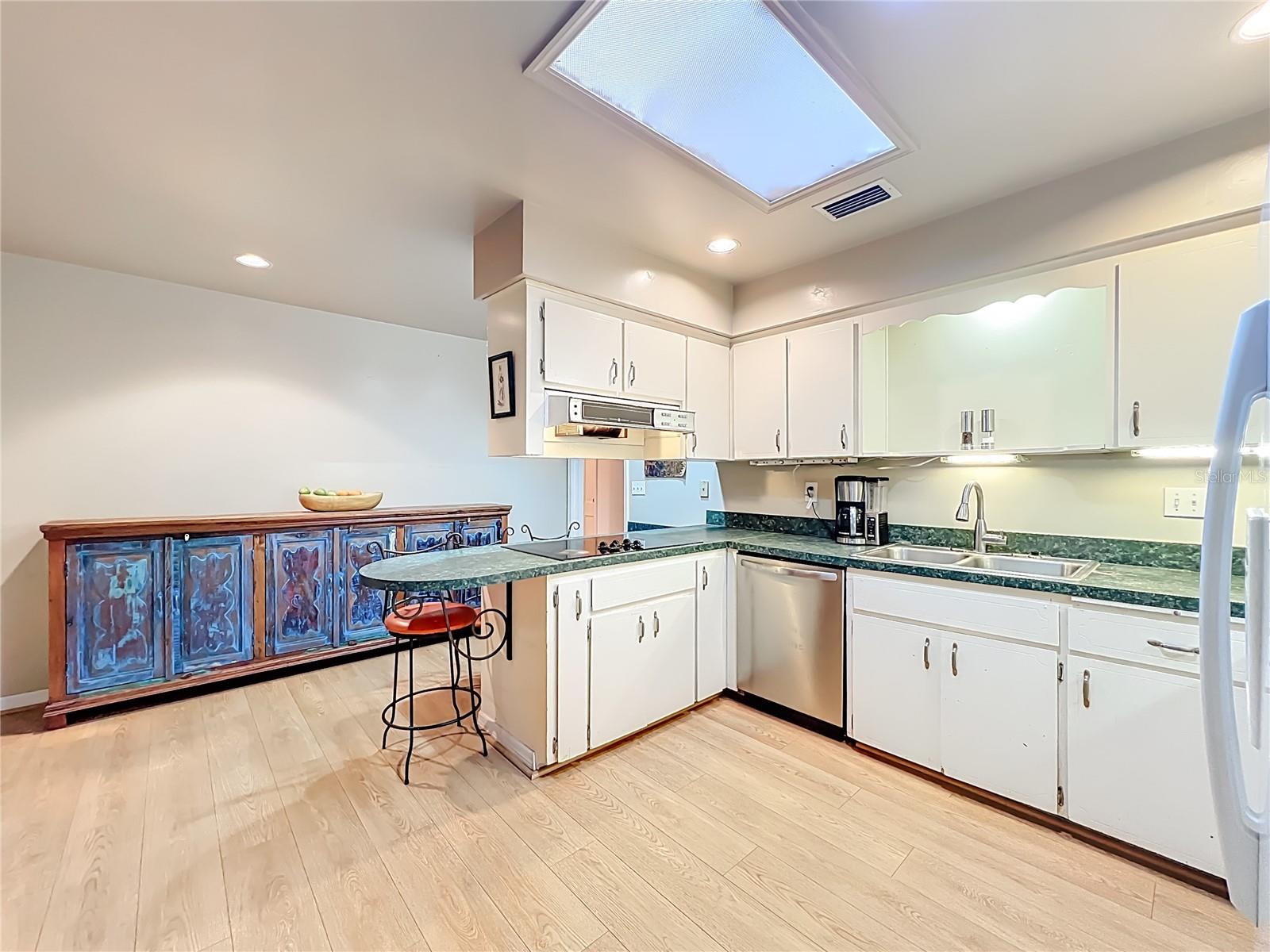 GLEN ARDEN HEIGHTS - Residential