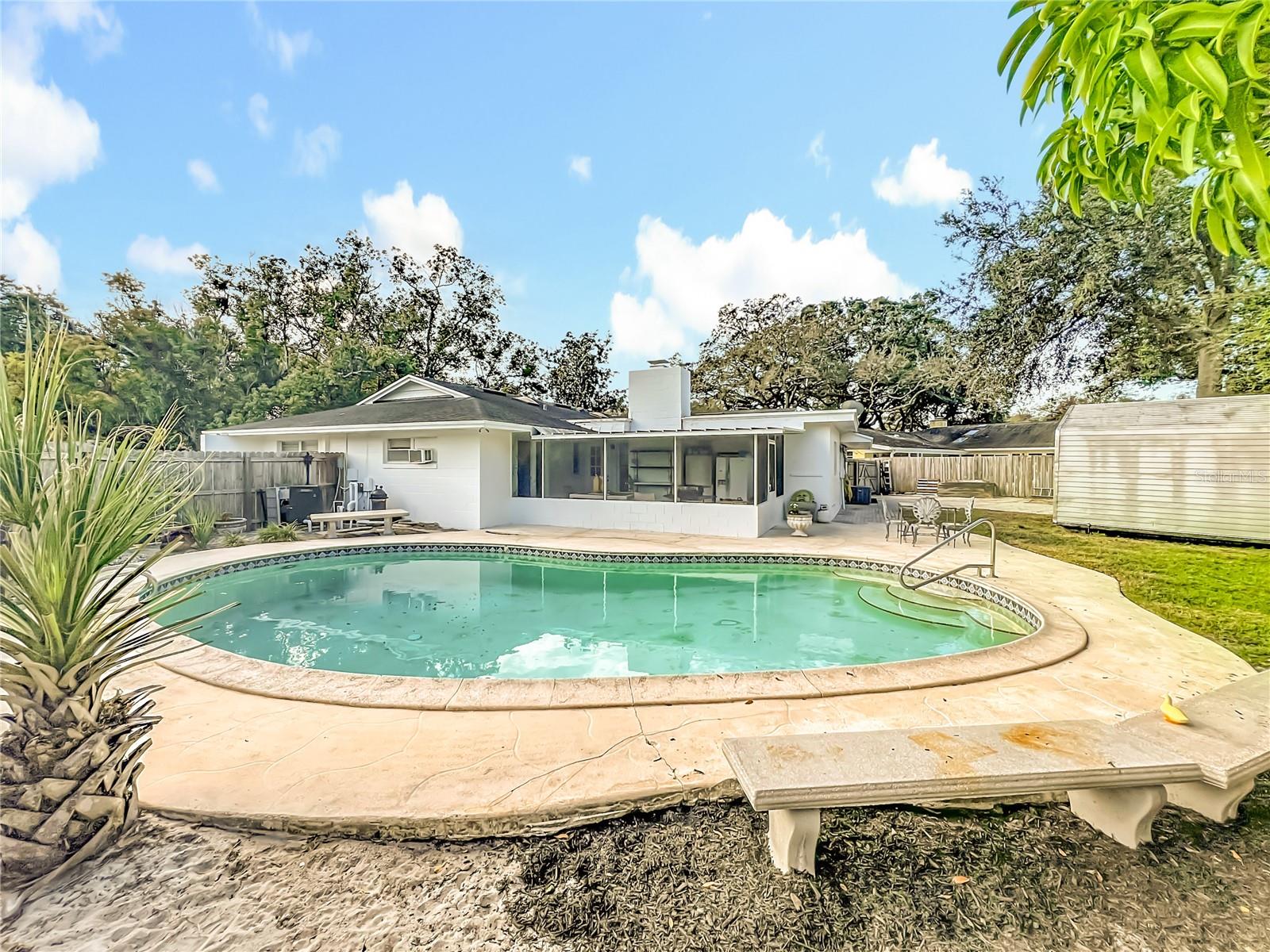 GLEN ARDEN HEIGHTS - Residential