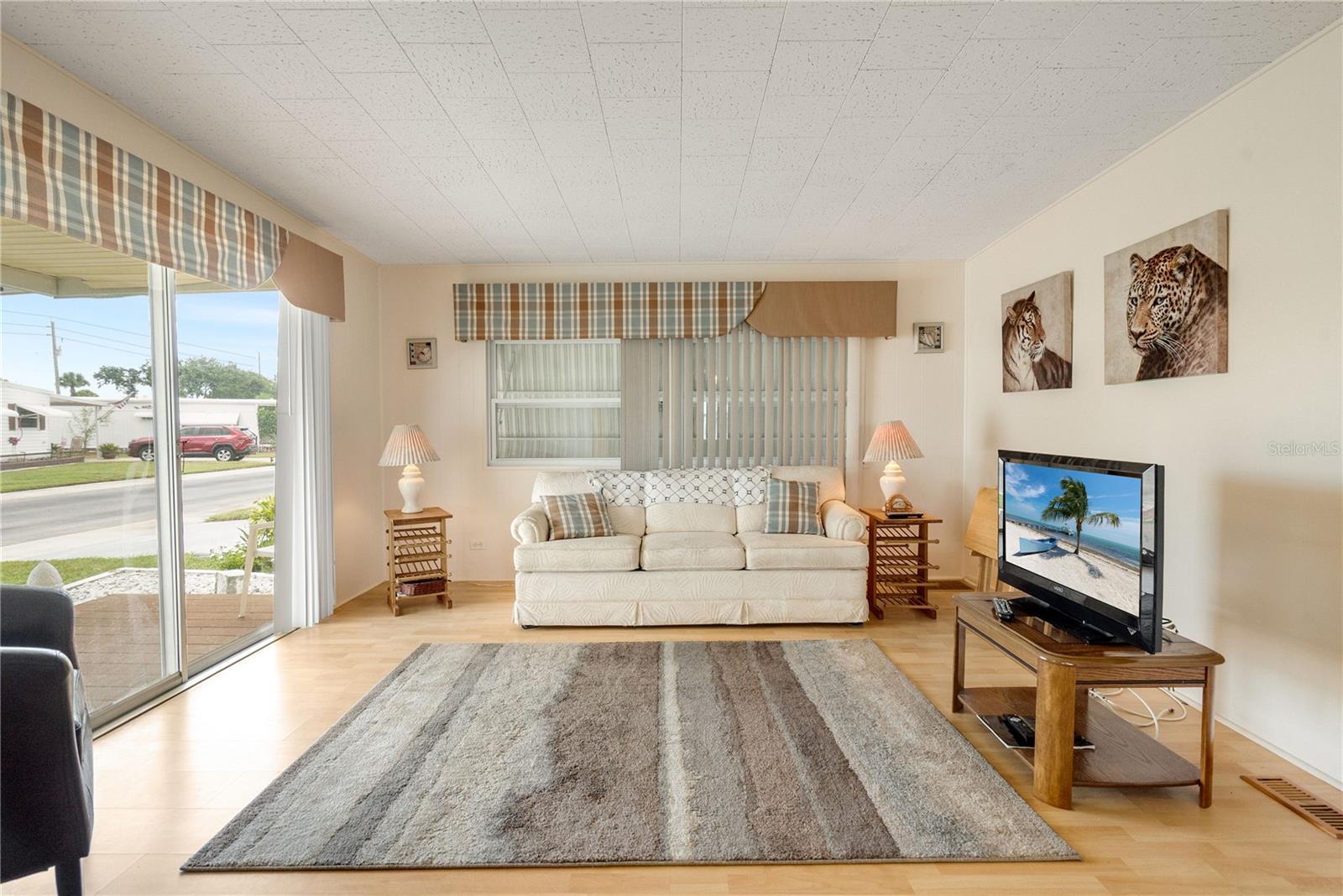 CHATEAU VILLAGE CO-OP - Residential
