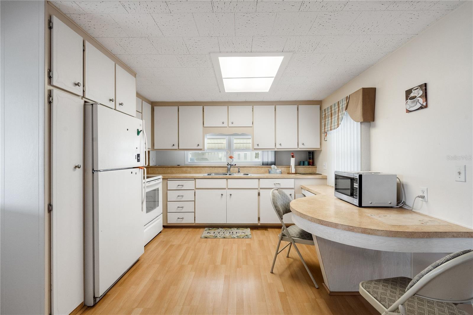 CHATEAU VILLAGE CO-OP - Residential