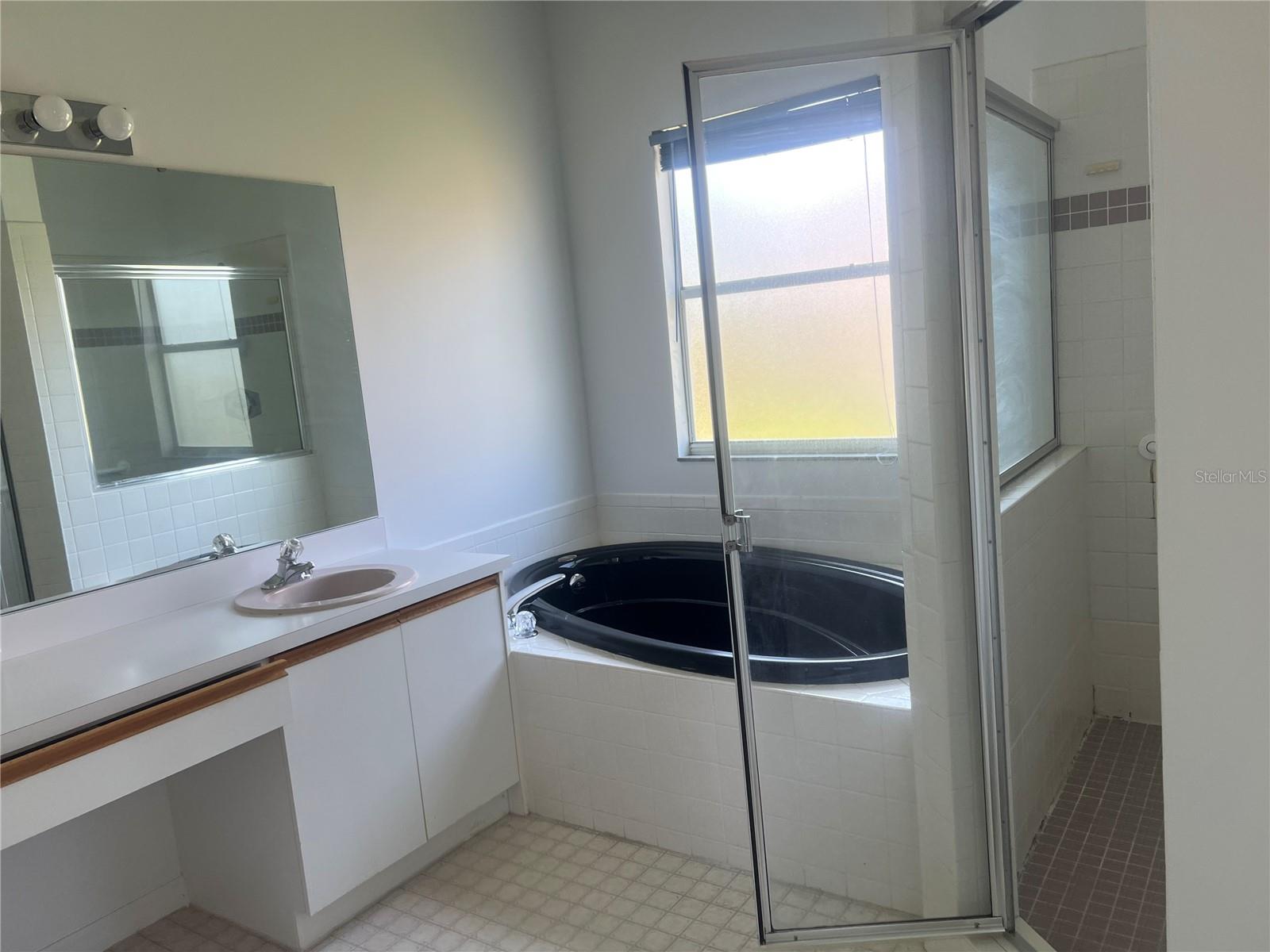 STONEYBROOK AT PALMER RANCH - Residential Lease