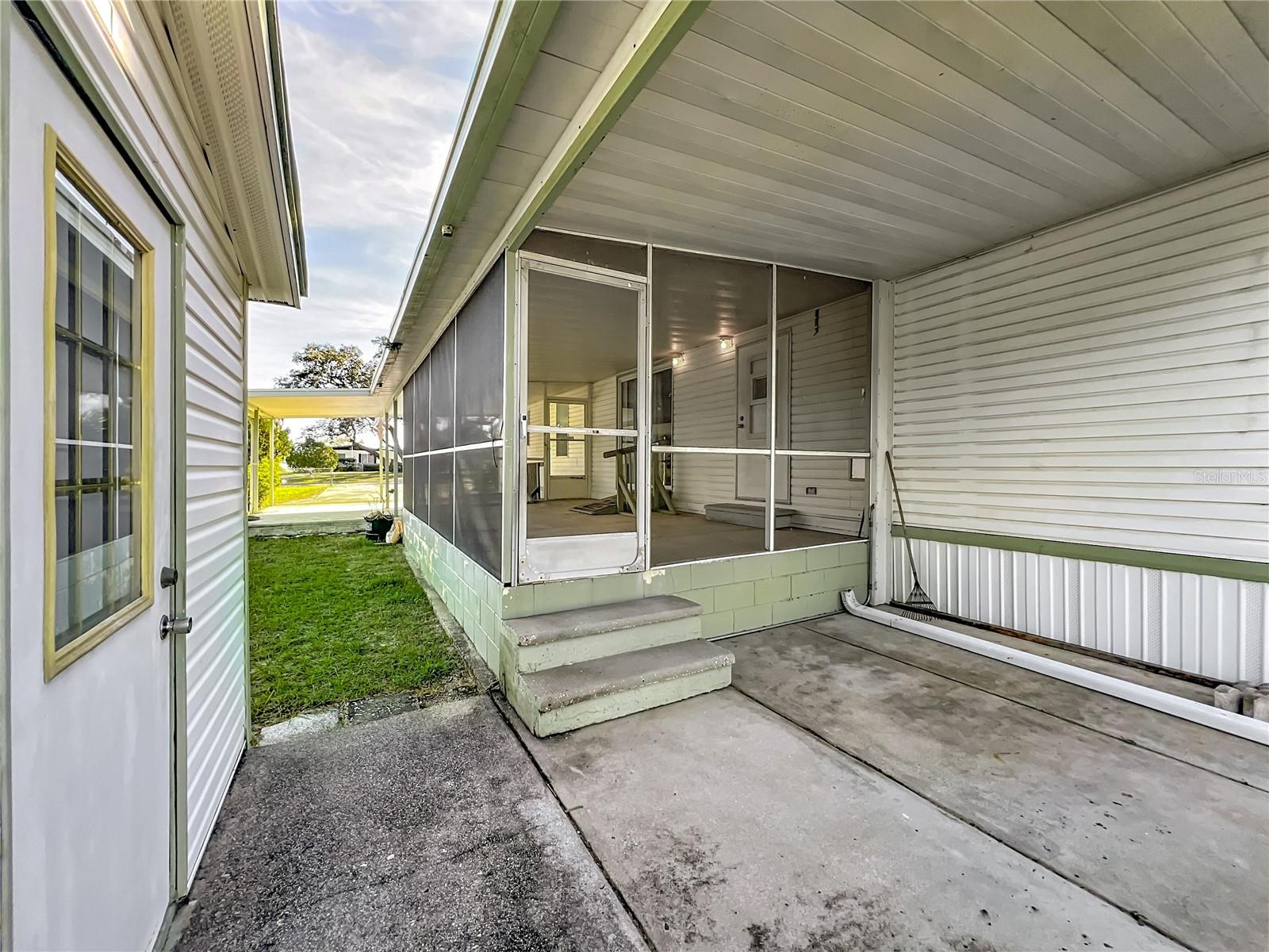 BRADFORD MOBILE ESTATE - Residential