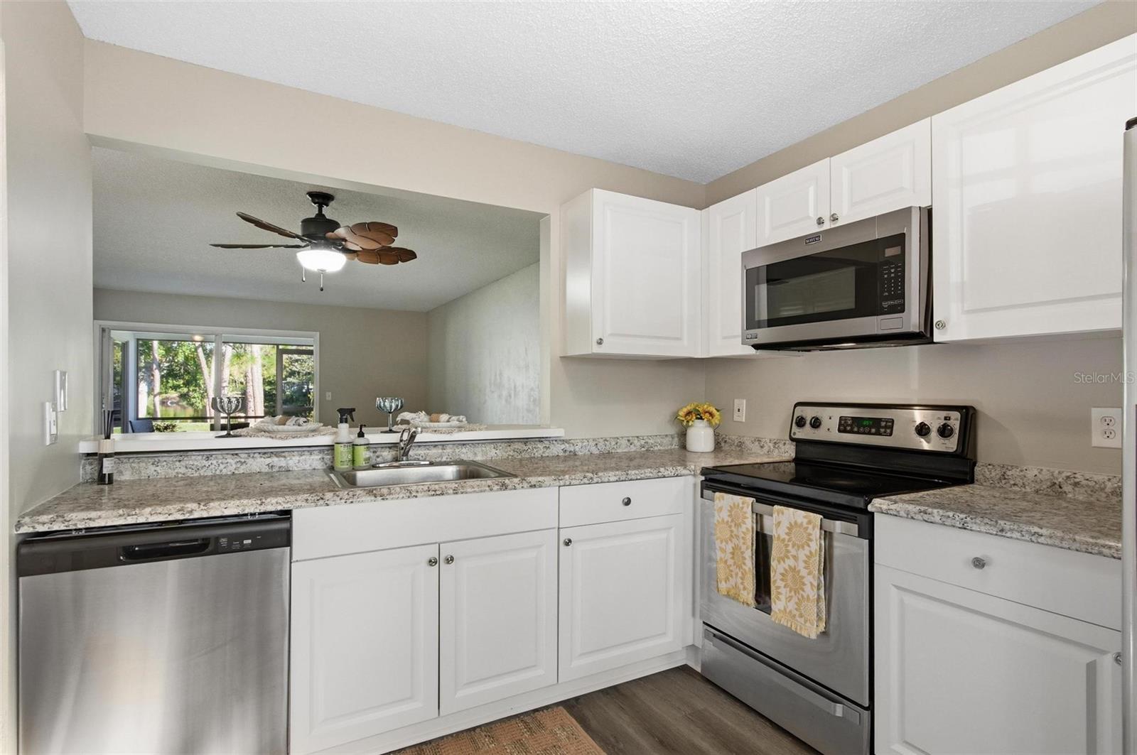 KINGS COLONY - Residential