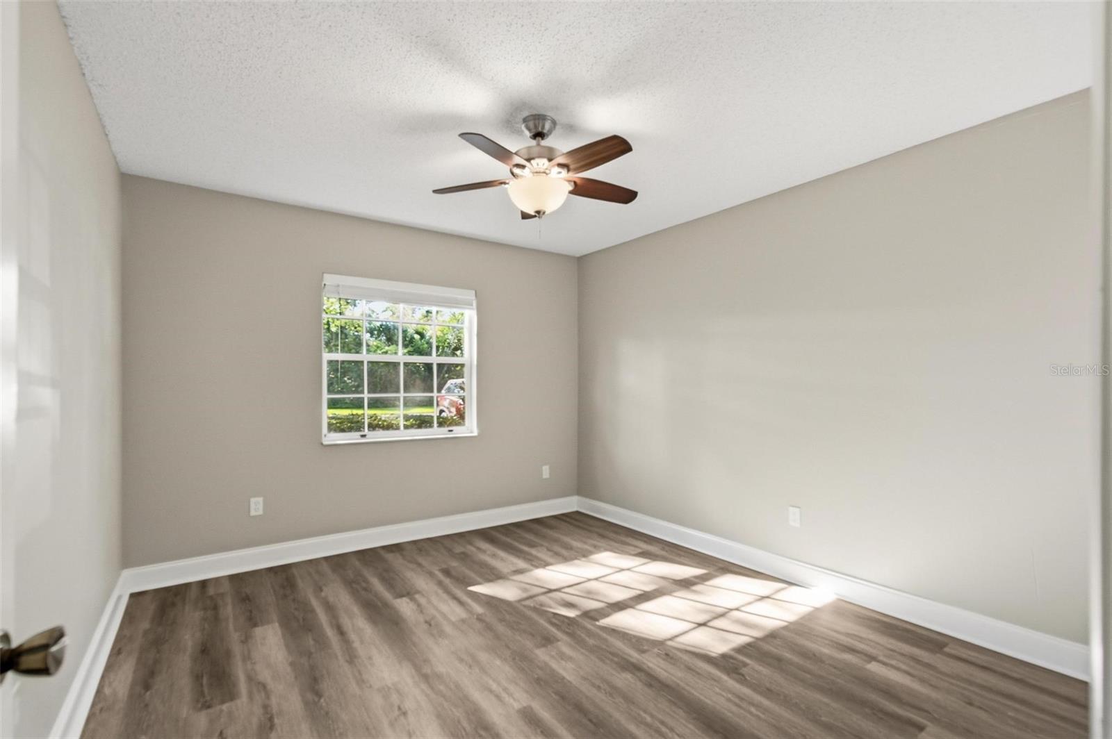 KINGS COLONY - Residential