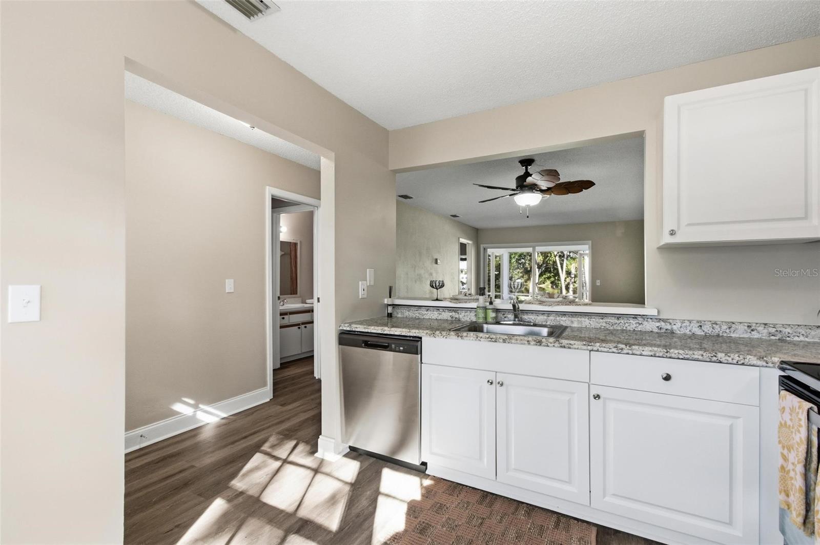 KINGS COLONY - Residential