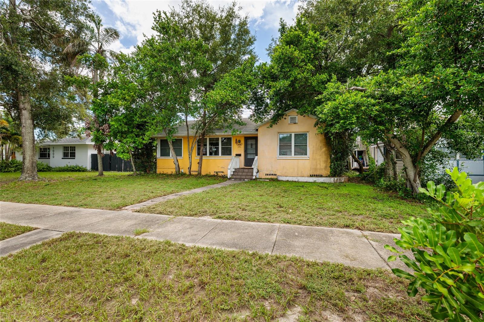 1020 15TH STREET N