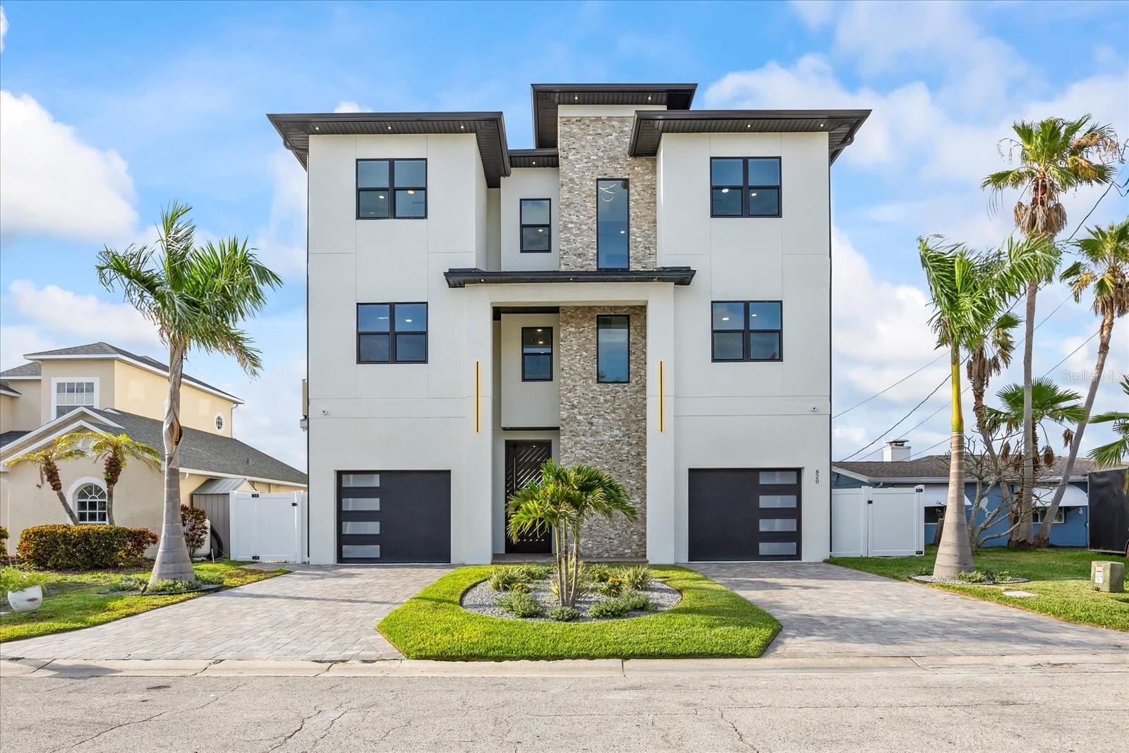 820 BAY POINT DRIVE