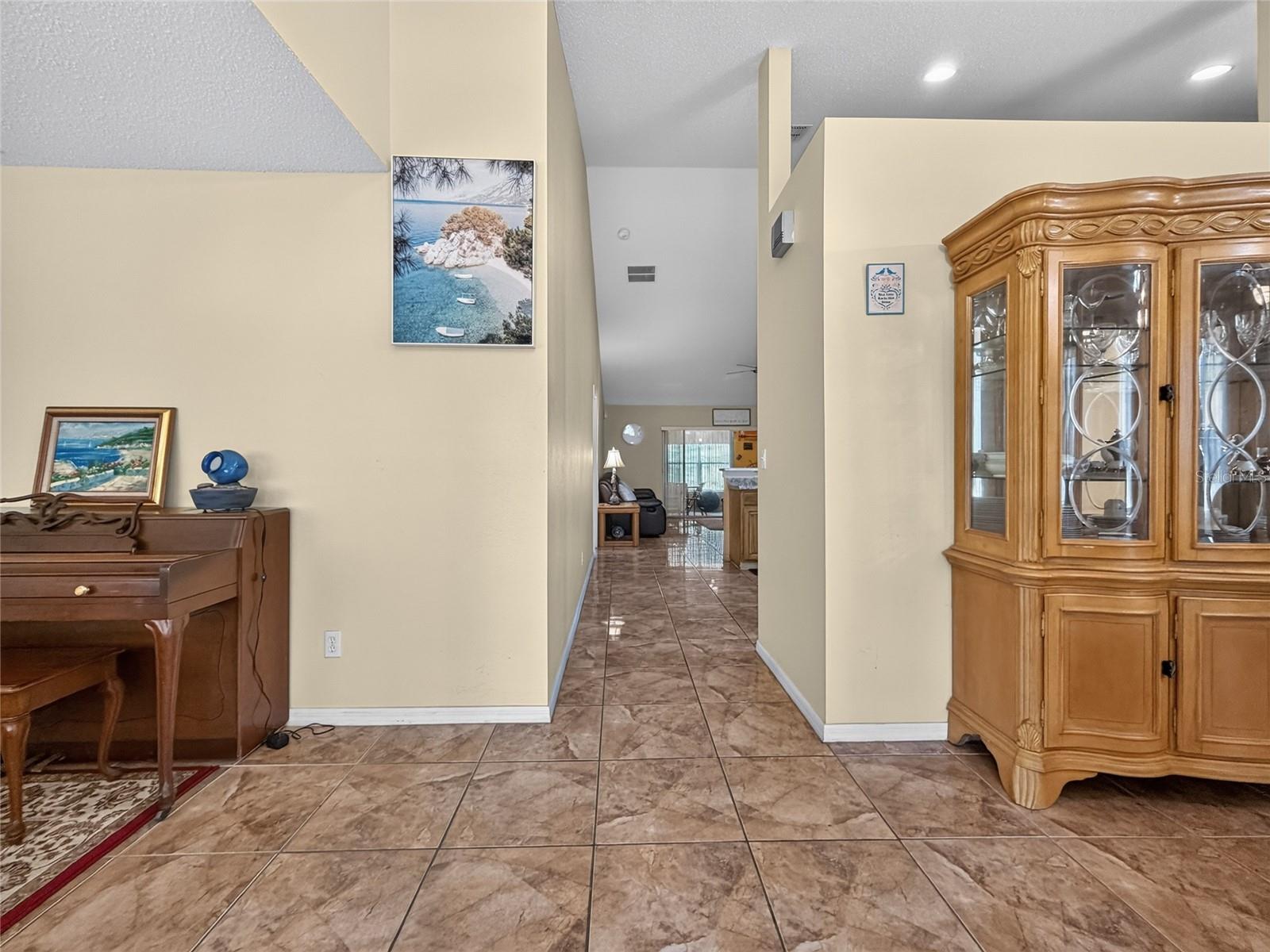 1048 HILL MOUNT DRIVE