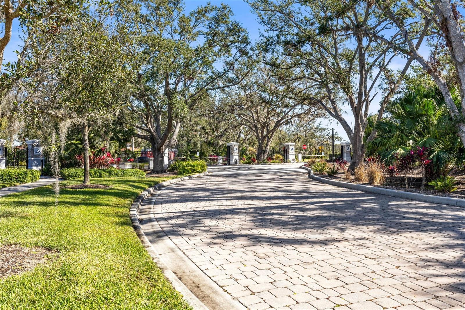 RIDGE AT CROSSING CREEK PH II - Residential