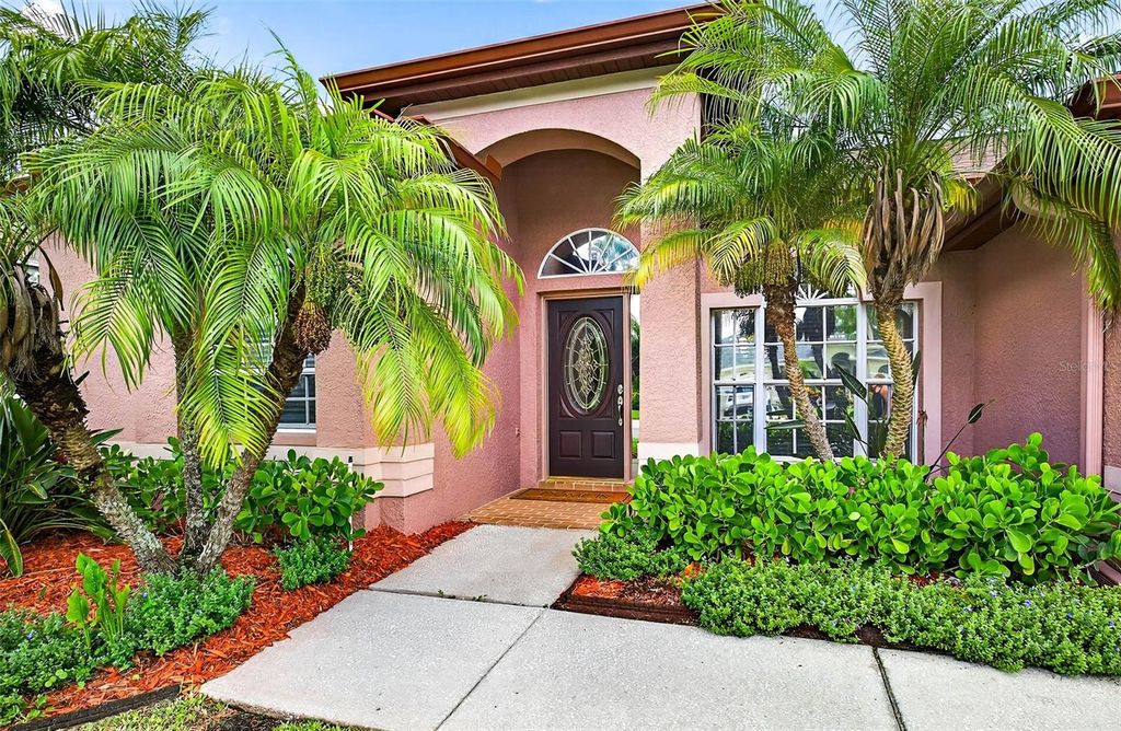 Photo of 16469 Turnbury Oak Drive, Odessa, FL 33556 (MLS # TB8418376)