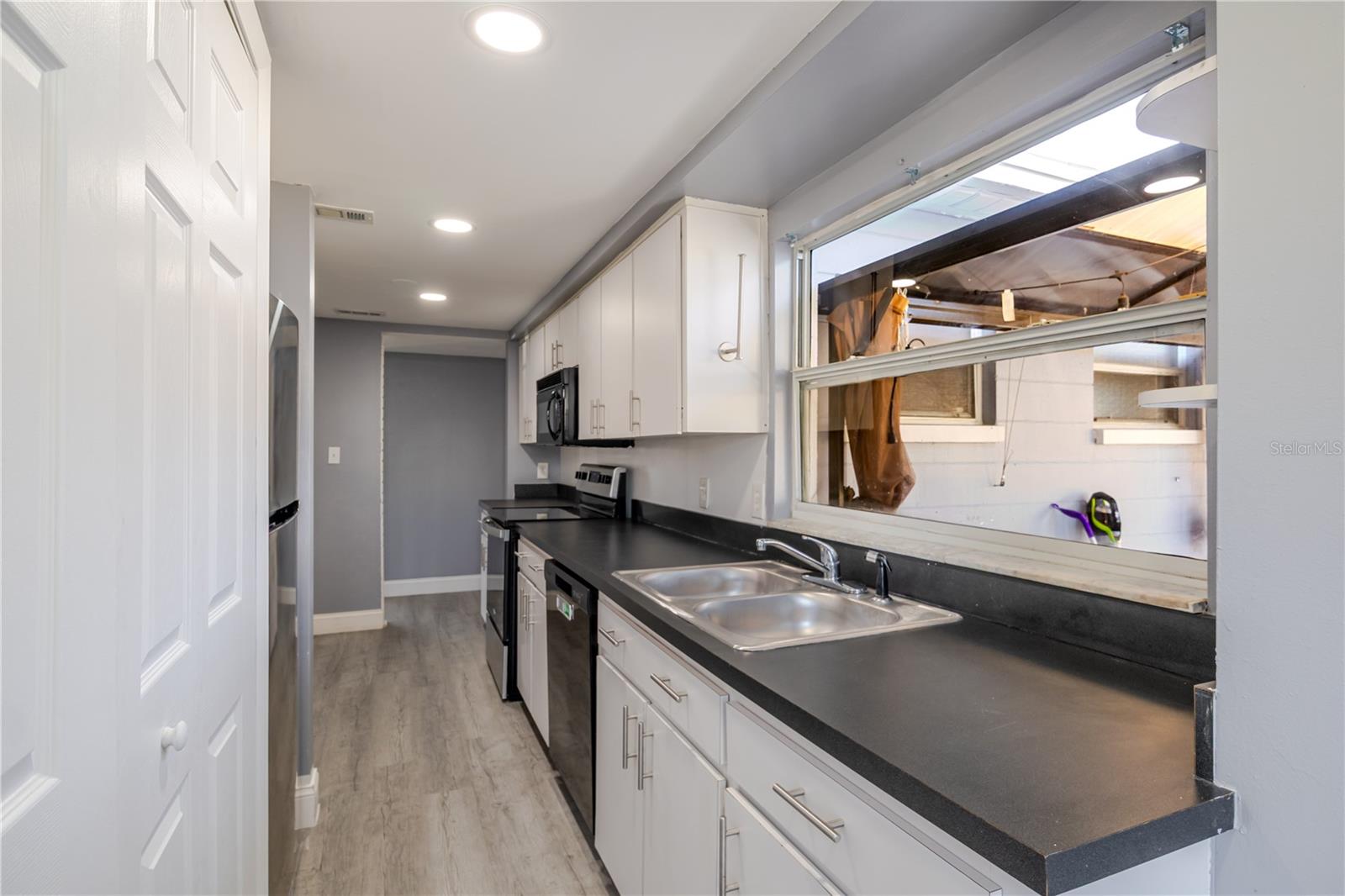 MARIAN SUB - Residential Lease