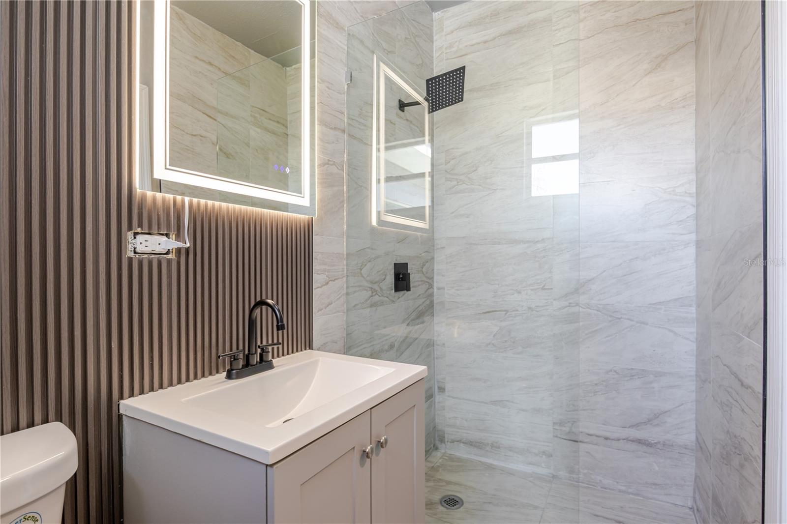 MARIAN SUB - Residential Lease