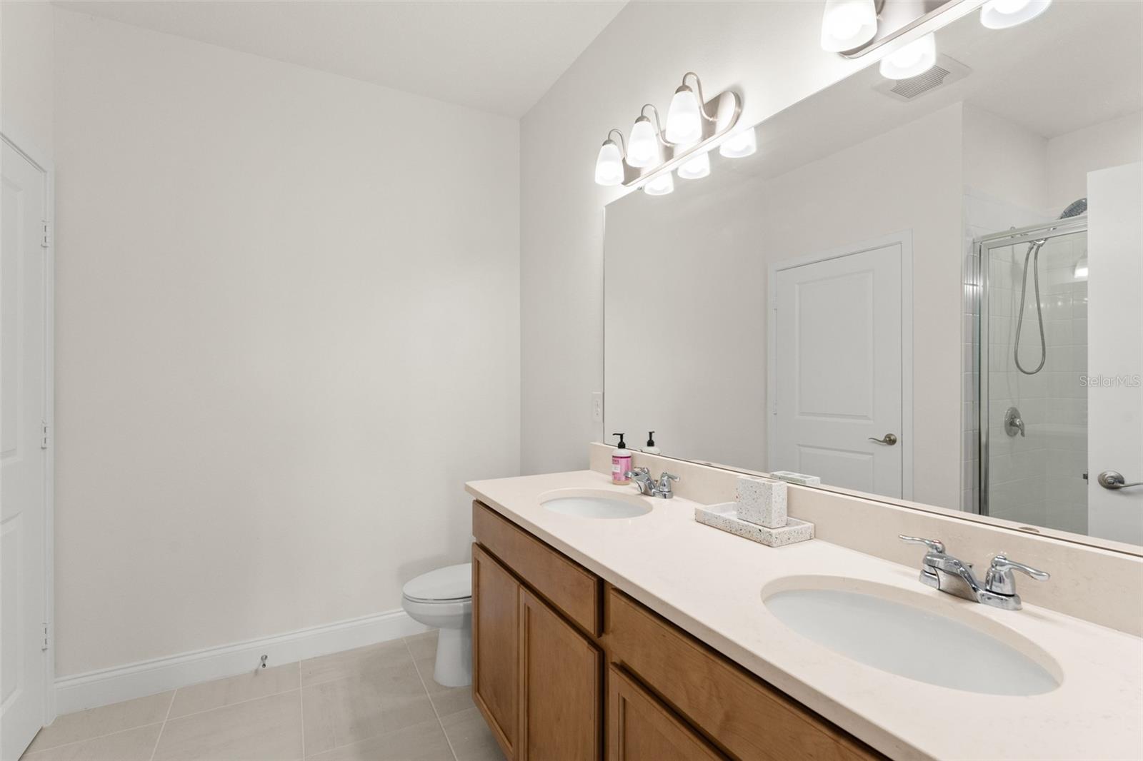 GATHERINGS OF LAKE NONA - Residential