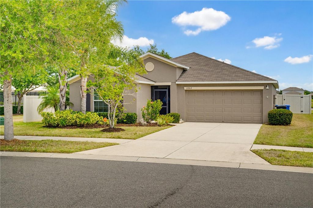 Photo of 2202 4th Street SW, Ruskin, FL 33570 (MLS # TB8501447)