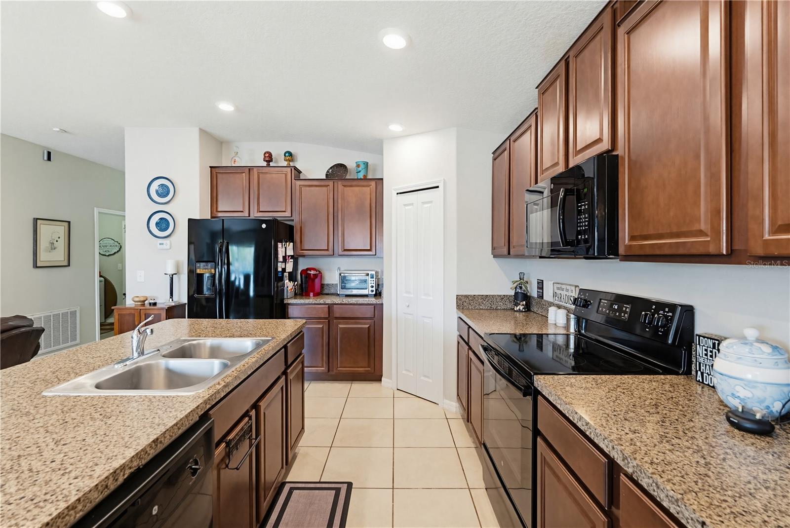 RIVERBEND WEST PH 1 - Residential