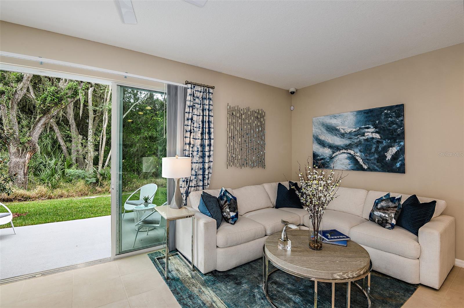 ARTISAN LAKES EDGESTONE NORTH PH I & II - Residential Lease