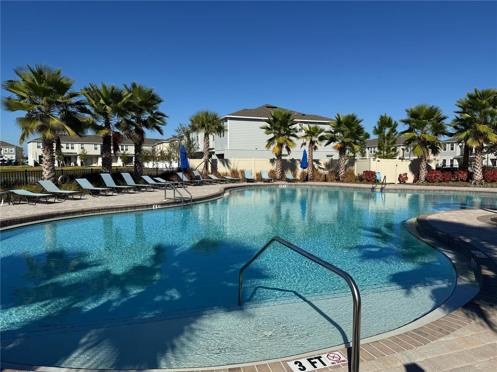 ARTISAN LAKES EDGESTONE NORTH PH I & II - Residential Lease