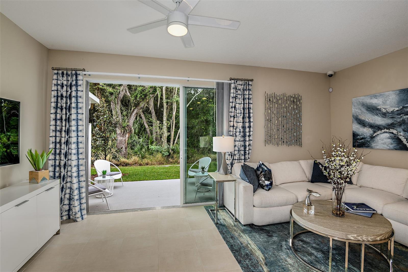 ARTISAN LAKES EDGESTONE NORTH PH I & II - Residential Lease