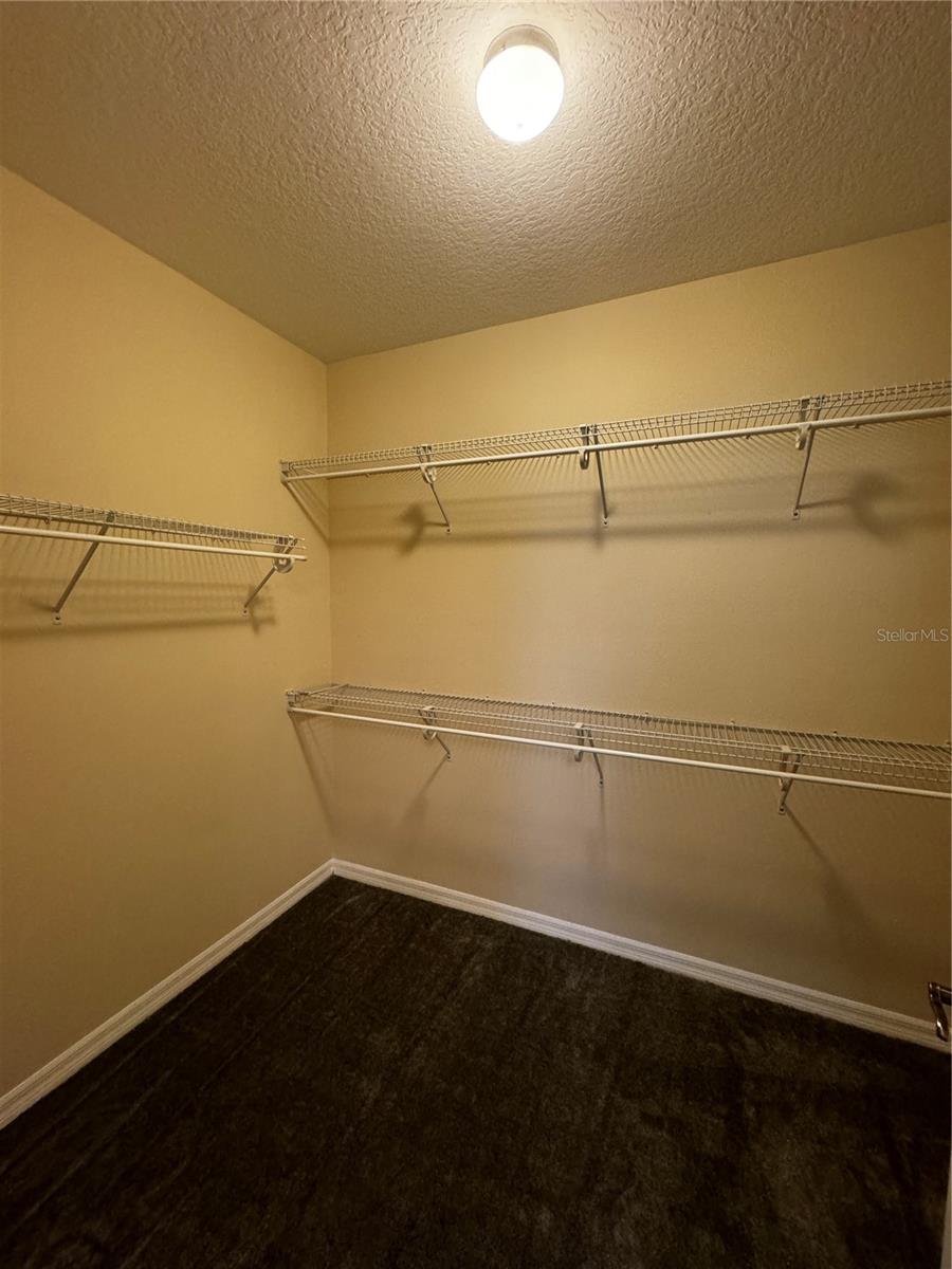 LAKESIDE/LKS/WINDERMERE - Residential Lease