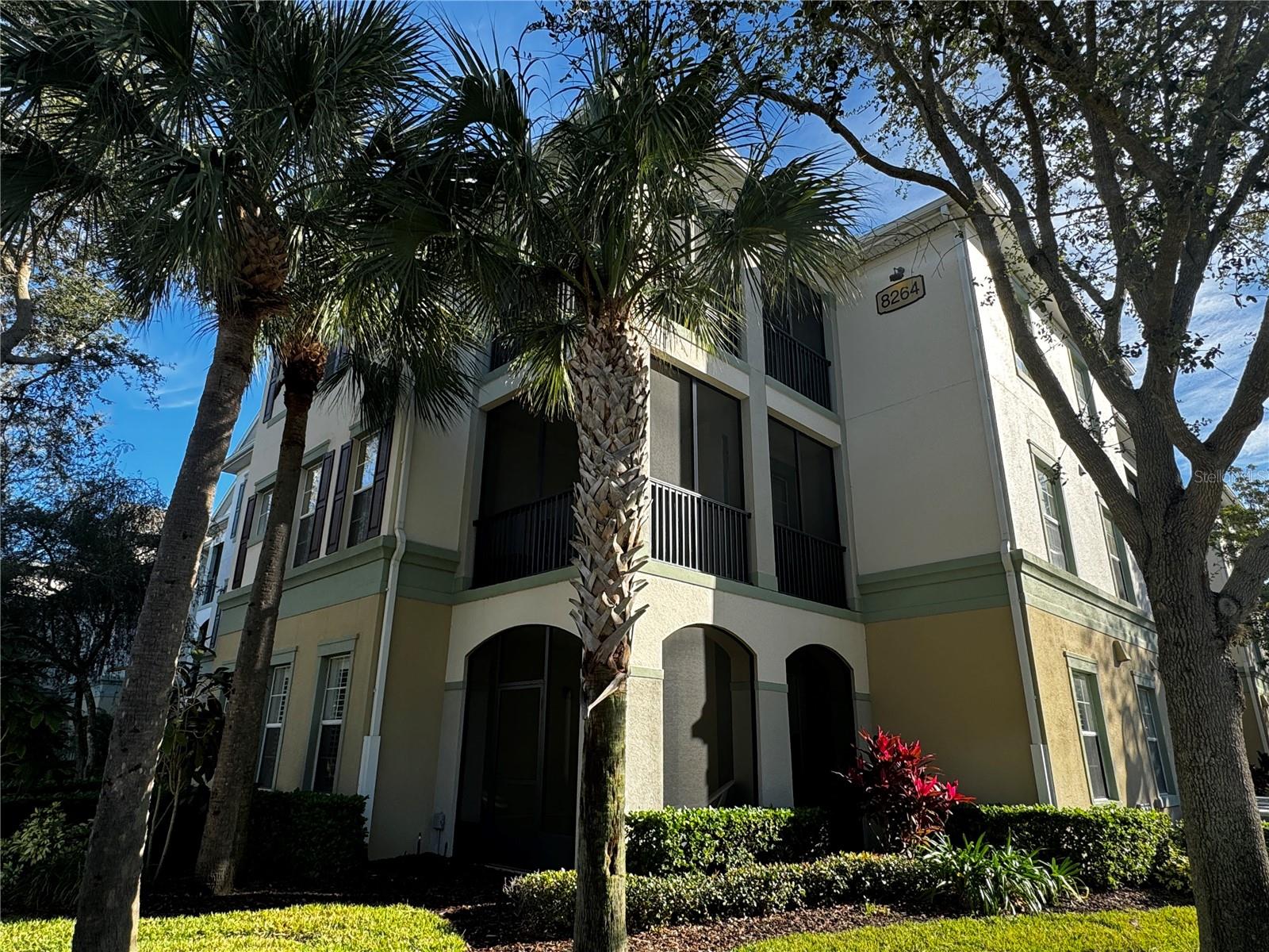 LAKESIDE/LKS/WINDERMERE - Residential Lease