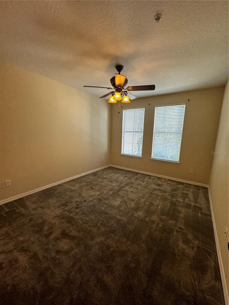 LAKESIDE/LKS/WINDERMERE - Residential Lease