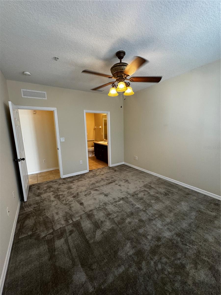 LAKESIDE/LKS/WINDERMERE - Residential Lease