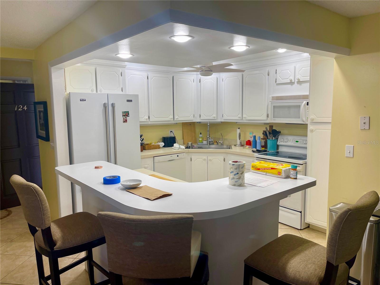 GARDENS THE CONDO - Residential Lease