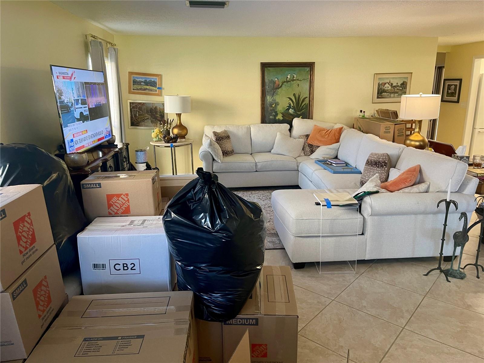 GARDENS THE CONDO - Residential Lease