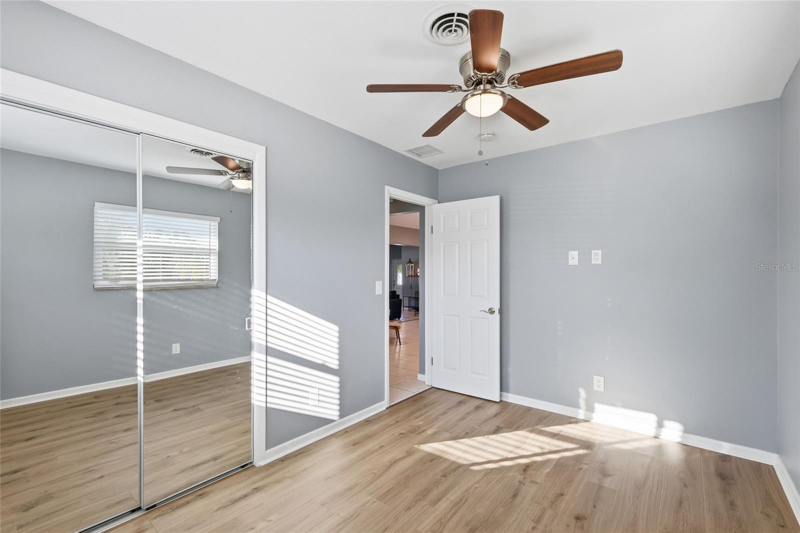 SOUTH GATE - Residential