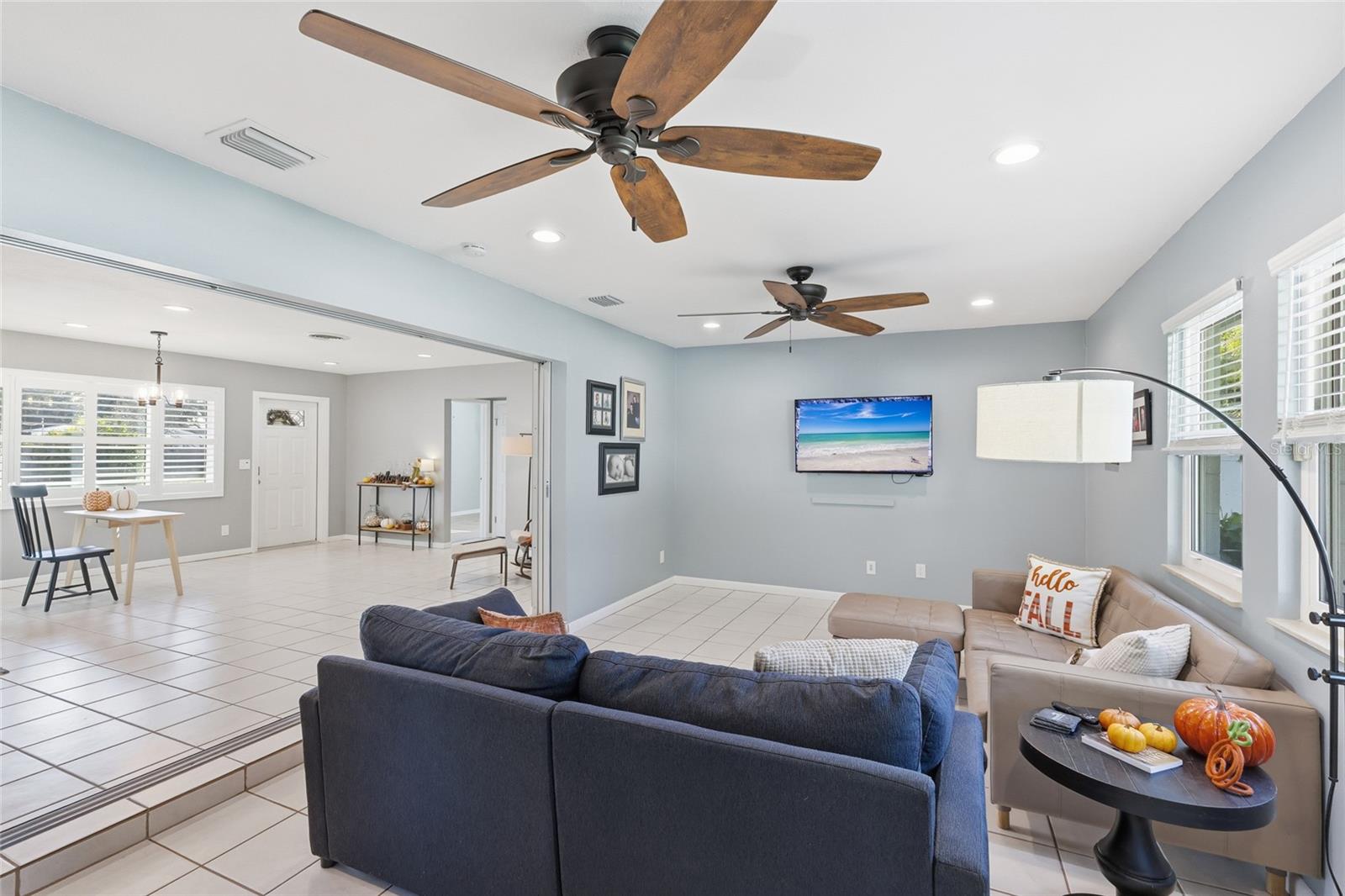 SOUTH GATE - Residential