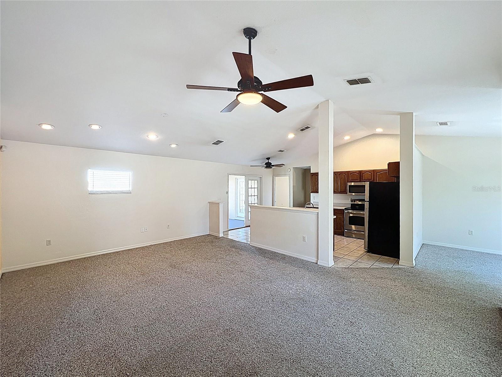 FOX LAKES - Residential