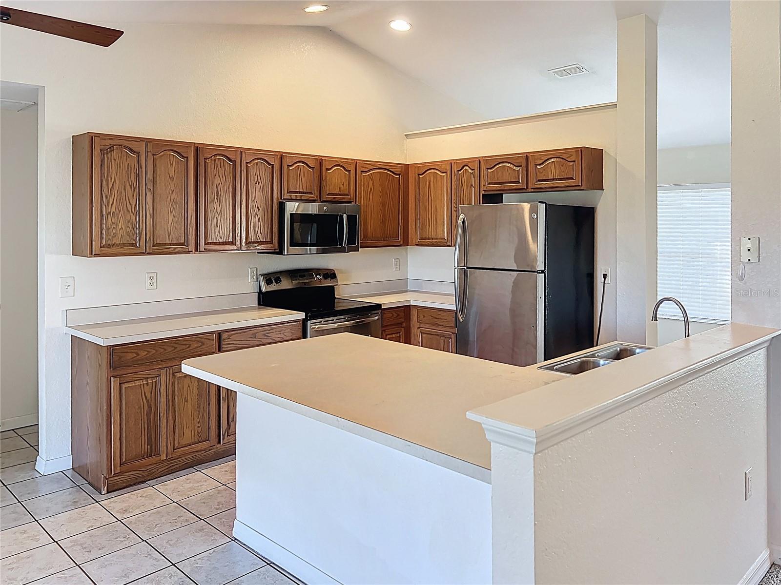 FOX LAKES - Residential