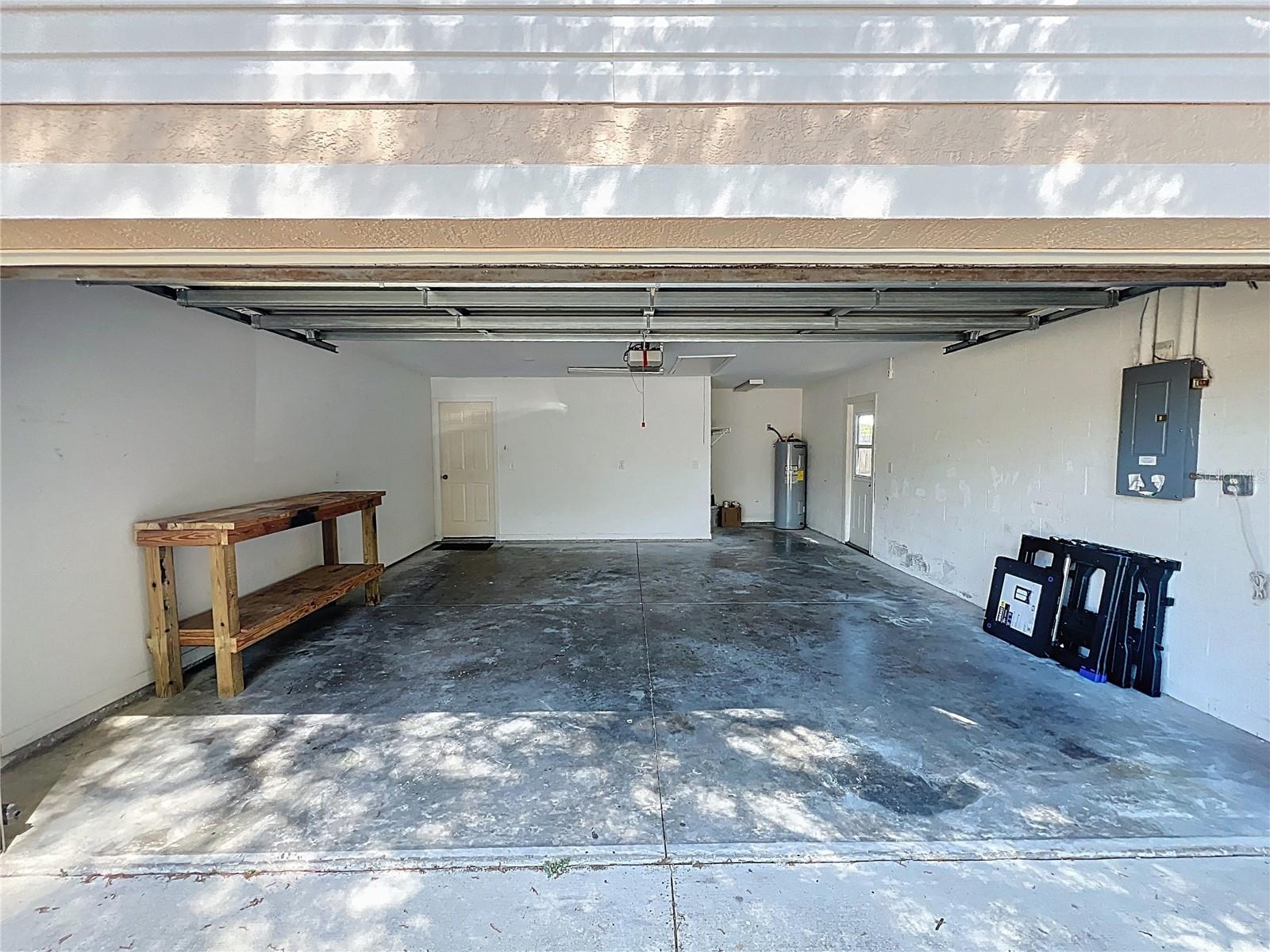 FOX LAKES - Residential