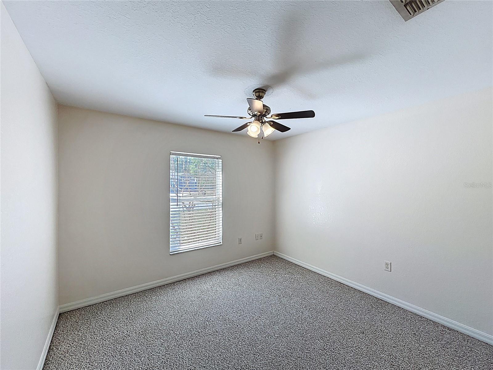 FOX LAKES - Residential